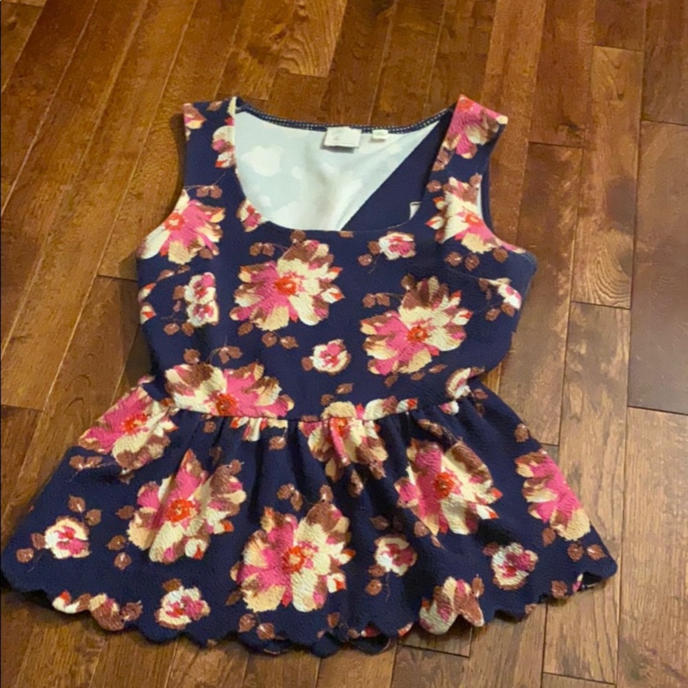 Floral tank